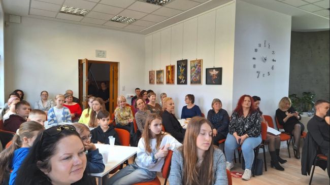 Na zdjęciu uczestnicy Hrubieszowskiego Święta Poezji.