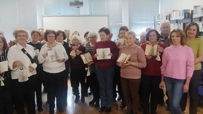 Wspólne zdjęcie uczestników spotkania.