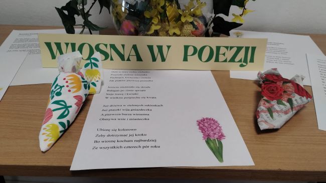 Wystawa „Wiosna w poezji