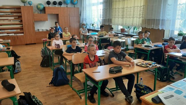  Uczestnicy warsztatów w klasie