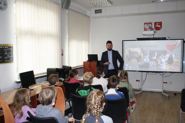 Autor spotkania i uczestnicy spotkania autorskiego
