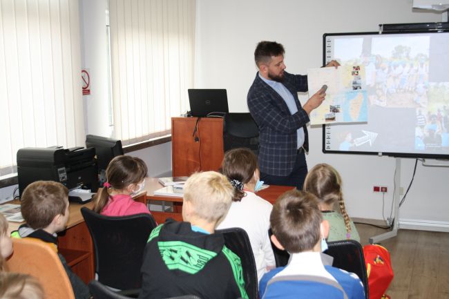 Autor spotkania i uczestnicy spotkania autorskiego