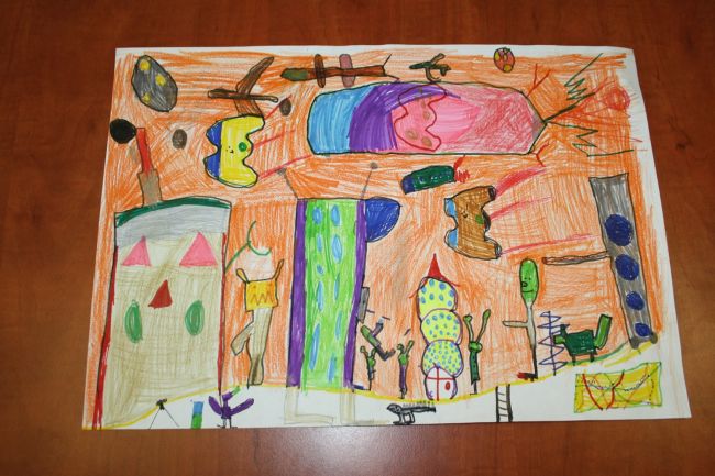 praca plastyczna przedstawiająca futurystyczne miasto