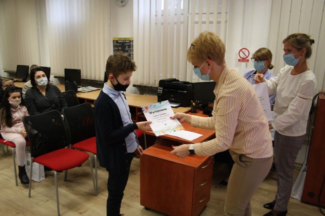 Pani dr Dorota Mach dyrektor Biblioteki Pedagogicznej w Zamościu i laureatka konkursu 