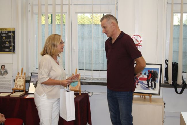 Wicedyrektor Biblioteki Pedagogicznej dziękuje za spotkanie Jackowi Podkościelnemu.